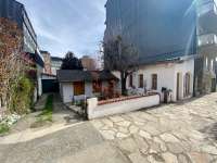 Terreno Urbano en Venta en Bariloche con Vivienda y Local comercial.