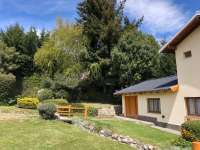 Casa en Venta de 4 dormitorios y 2 baños en Bariloche. Barrio Melipal