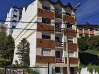 Departamento en Venta. Bariloche. De 3 dormitorios con opción de cochera. Ubicación urbana. Salta 212.